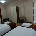 гаджакови 3*